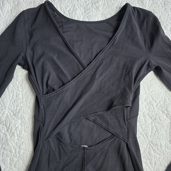 Lululemon Contour Longsleeve Cutout Dress *Nulu Black - Picture 7 of 11